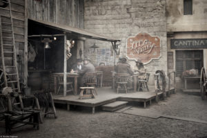 décor Access – intérieur saloon western – Isabelle Delbecq