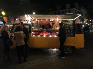 décor En famille – plateau tournage food truck en IDF – Isabelle Delbecq