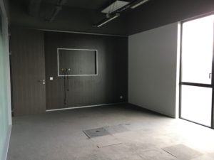 décor En famille – cabinet de médecin avant aménagement – Isabelle Delbecq