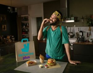 décor Deliveroo Koh Lanta – décor cuisine aménagé – Isabelle Delbecq