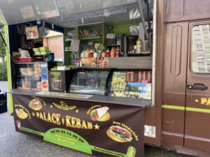 décor Le Nounou – décor food truck – Isabelle Delbecq