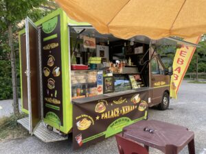 décor Le Nounou – décor food truck – Isabelle Delbecq