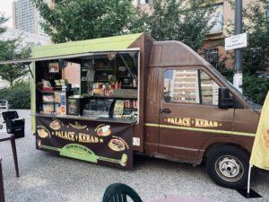 décor Le Nounou – décor food truck – Isabelle Delbecq