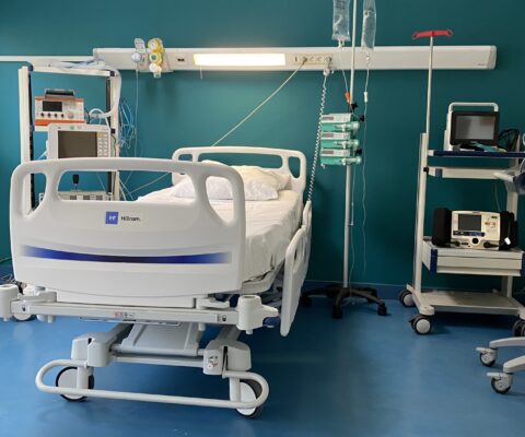 décor Les Bracelets Rouges – chambre hospitalisation – Isabelle Delbecq