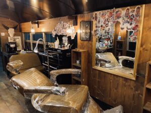 décor Les Bracelets Rouges – aménagement Tatoo truck – Isabelle Delbecq