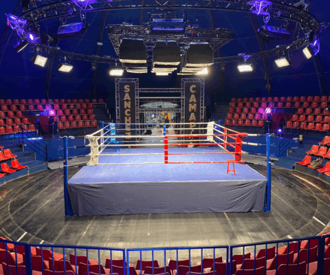 décor Challenger – grand ring sous chapiteau – Isabelle Delbecq