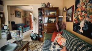 décor Challenger – espace de vie personnages – Isabelle Delbecq