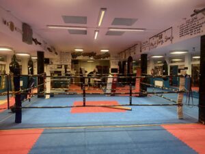 décor Challenger – zone d’entraînement boxe – Isabelle Delbecq